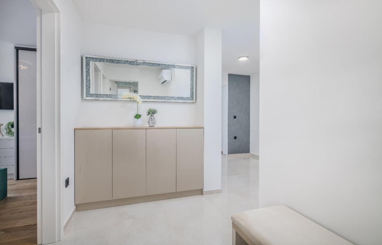Villa Njivice Apartman Marina Exteriér fotografie