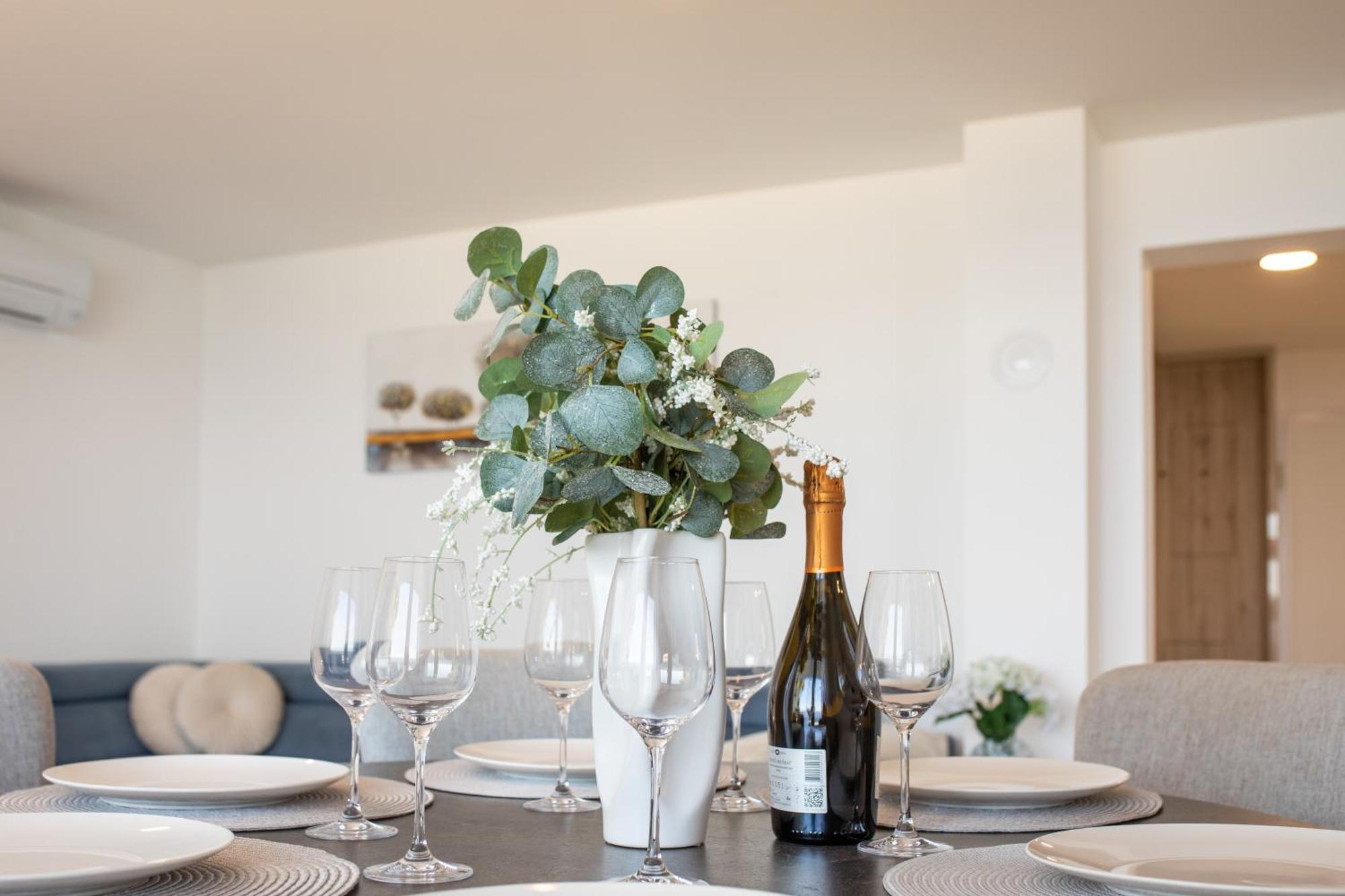 Villa Njivice Apartman Marina Exteriér fotografie